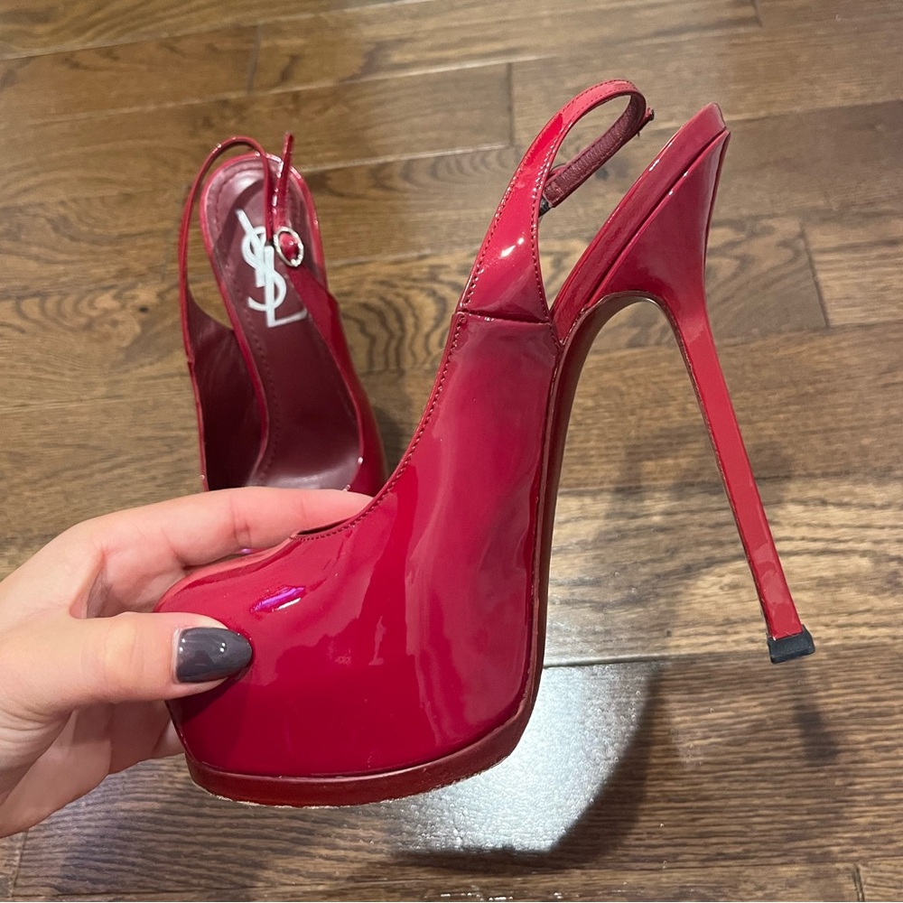 Saint Laurent Fuchsia/Red Patent Leather Tribtoo Slingback Pumps